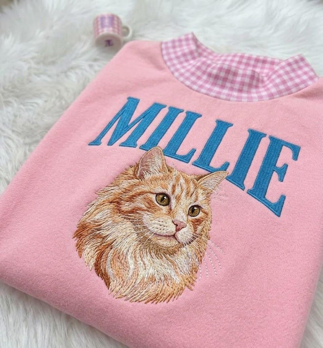 Personalized Cat Portrait Custom Name Gingham Mock Neck embroidered sweatshirt — front view