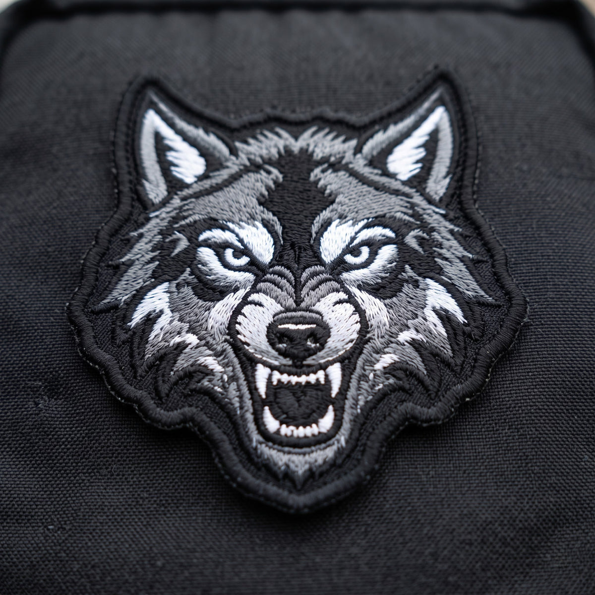Snarling Gray Wolf Head embroidered iron on patch — front view