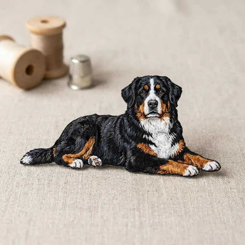 Bernese Mountain Dog Laying Down Iron On Embroidered Patch — Iron-on patch